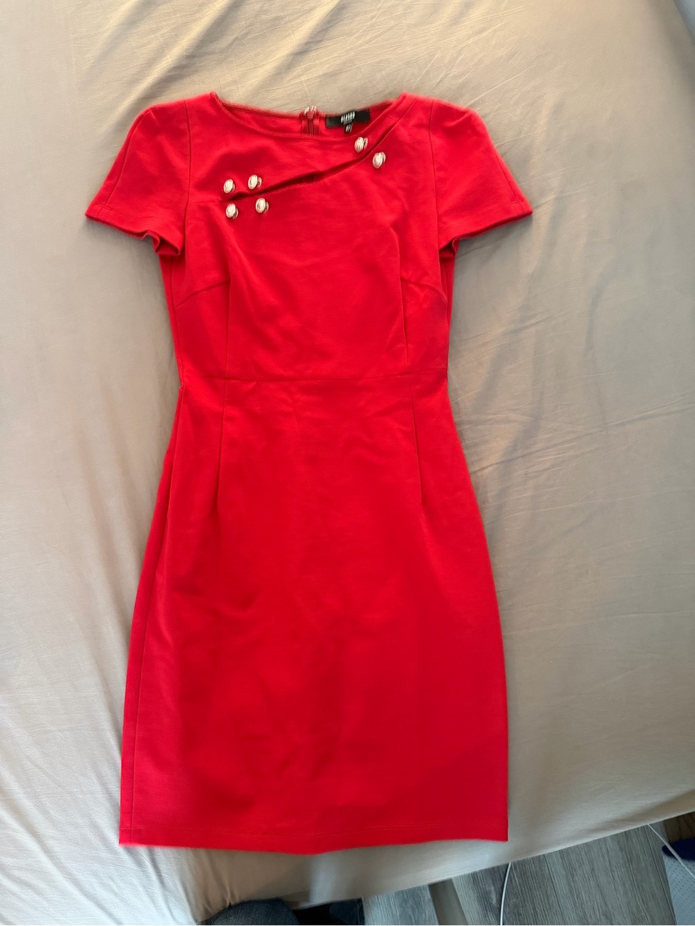 Versus Versace Red Short Sleeve Piercing detailed dress